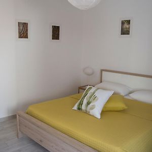 Camera con letto king size
